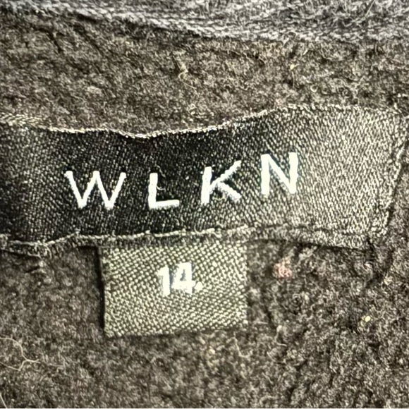 Kid WLKN sweatshirt. Size:14 - Picture 2 of 2